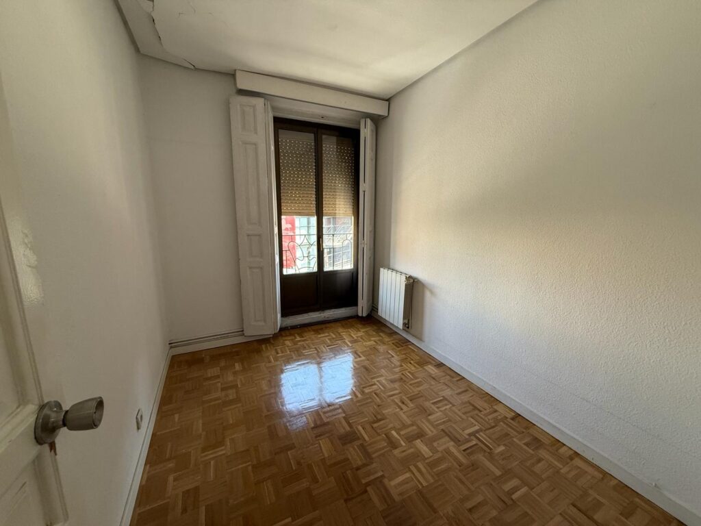 Piso en venta en Atocha, Madrid centro