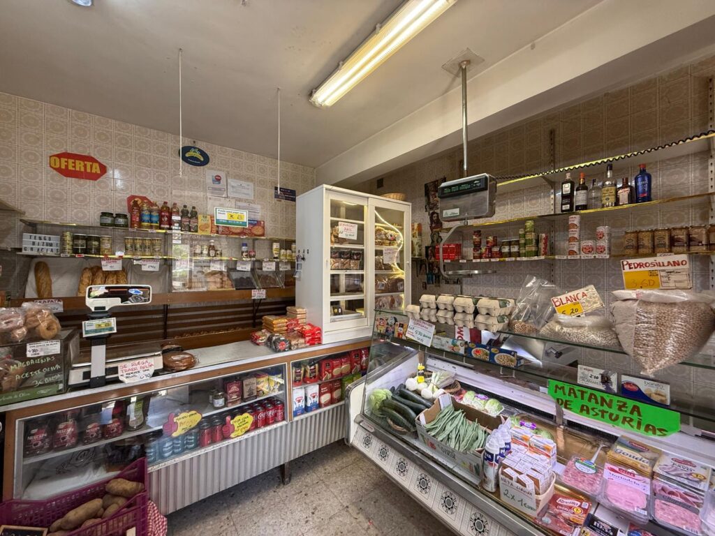 Local en venta en Madrid
